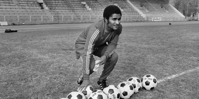 Eusébio is könyörgött a magyar edz sírjánál, de továbbra is fog az átok