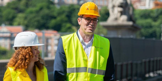 Karácsony Gergely biciklisávjai és a dugók miatt búcsút intett a baloldalnak az ismert politológus