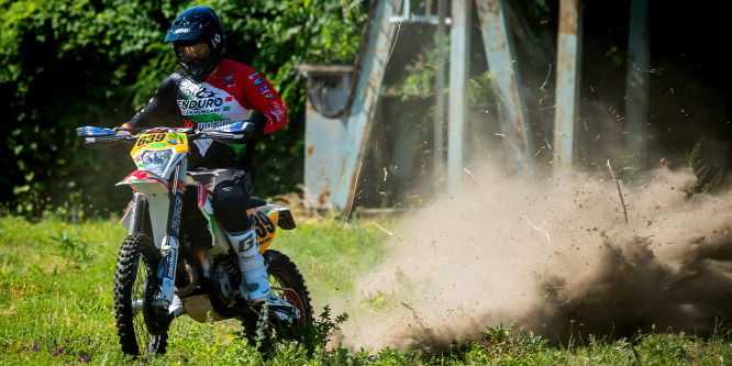 Magyar csapat megy az enduro vb-re, gokartos tehetséget is támogatnak