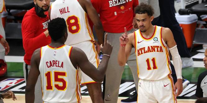 A negyvennyolc pontot dobó Trae Young vezetésével az Atlanta szerzett előnyt az NBA keleti döntőjében