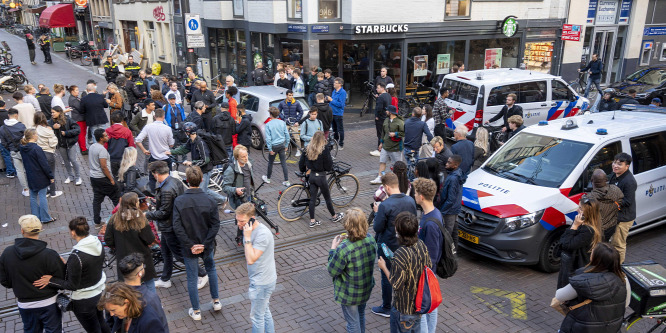 Meghalt a holland újságíró, akit a múlt héten lttek fejbe