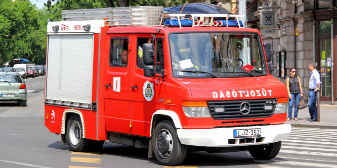 Tűz volt egy pápai idősotthonban