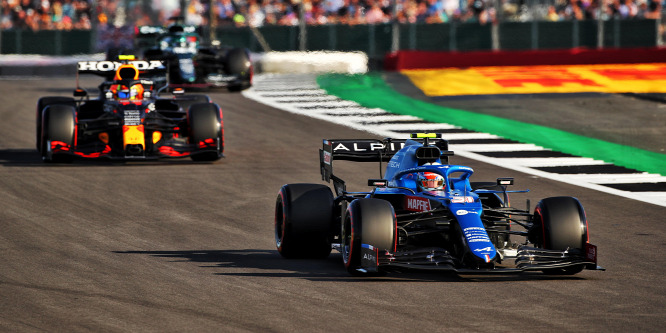 A Pirelli szerint lesz néhány pilóta, aki kockáztatni fog a sprintfutamon