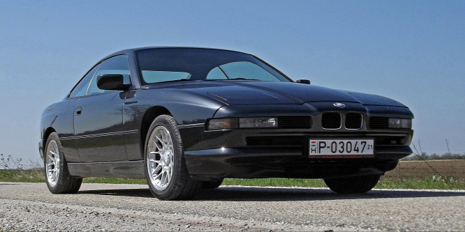 Nagytakarítás a sztráda belső sávjában - BMW 850i (1991) veteránteszt