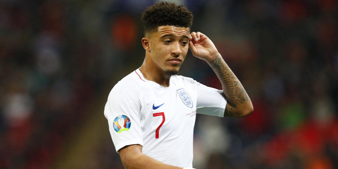 Jadon Sancho hivatalosan is a Manchester United játékosa lett