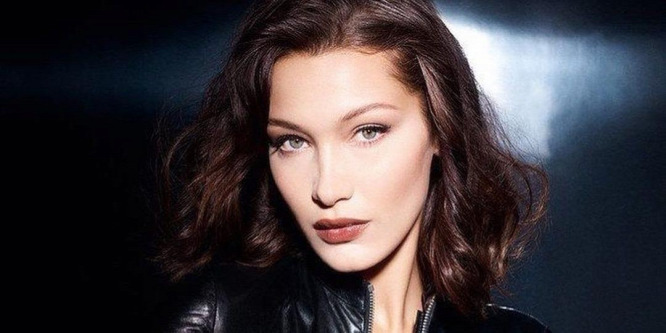 Kiderült az igazság: Bella Hadid már 14 évesen kés alá feküdt