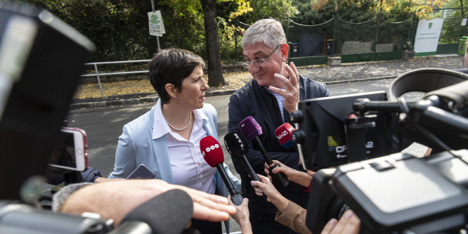 Gyurcsányné, ha tehetné, kötelezővé tenné az óvodások érzékenyítését az LMBTQ-lobbi óhaja alapján