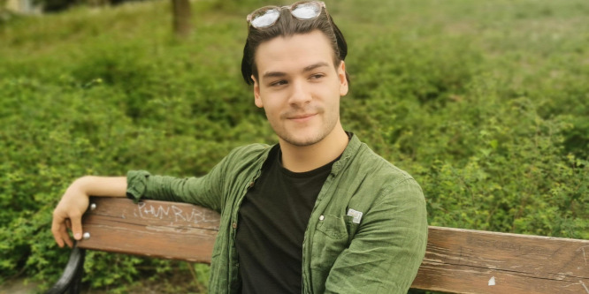 Kultúrunalom a TikTokon: Bátor vagy őrült?