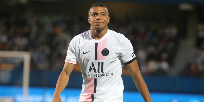 A PSG sportigazgatója megszólalt Kylian Mbappé szerződéshosszabbításával kapcsolatban