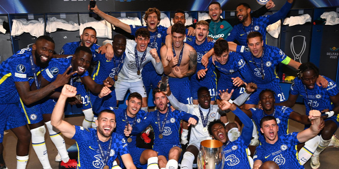 Így ünnepelte a Szuperkupa-győzelmet a Chelsea - videó