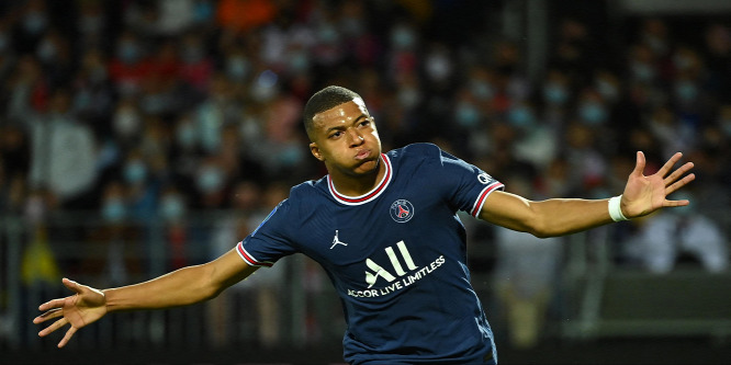 Már szabadulni próbál a cirkuszoló Mbappétól a PSG