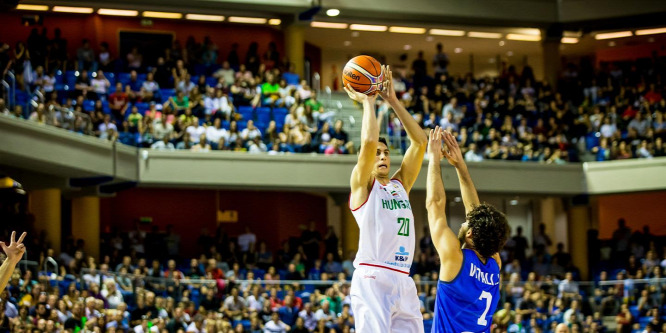 Az olimpiai ezüstérmes franciák ellen is selejteznek a magyarok férfi kosarasok