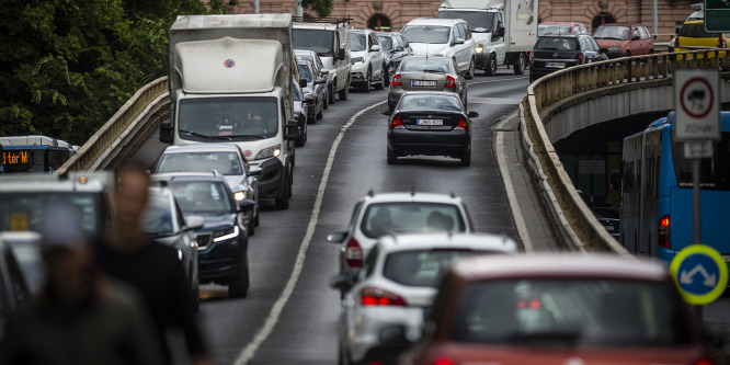 Magyarországon a mobilitás legfontosabb eszköze továbbra is az autó egy kutatás szerint