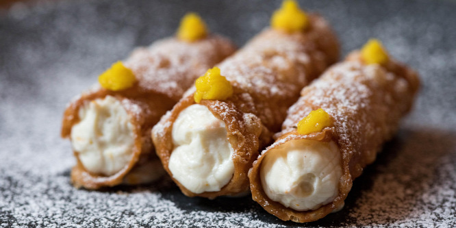 Könnyű és finom olasz édesség, így készül a cannoli!