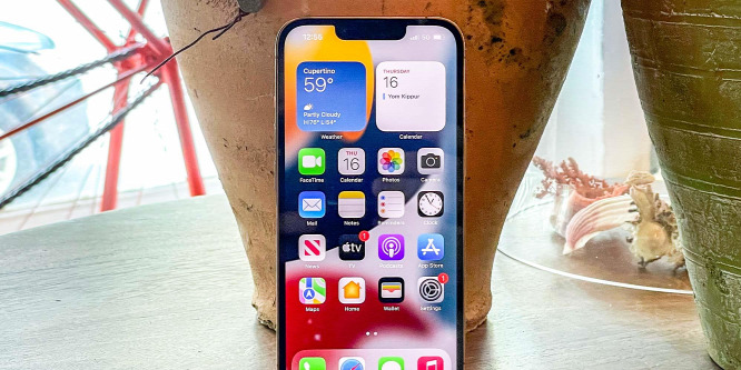 Eltűnhet a szenzorsáv az iPhone 14 Pro mobilokról