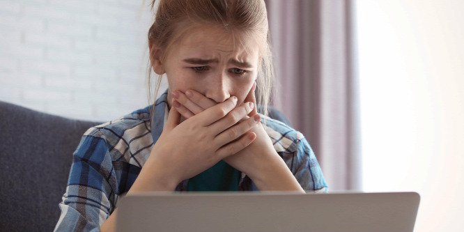 Legyünk elővigyázatosak online ismerkedés közben