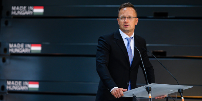 Szijjártó Péter: A gyermekvédelem témájában a magyar kormány nem ismer kompromisszumot – videó
