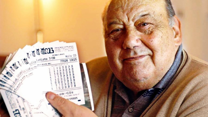 Frane 2003-ban, két nappal a 73. születésnapja után betért egy lottózóba, vásárolt egy szelvényt, és megnyerte a főnyereményt