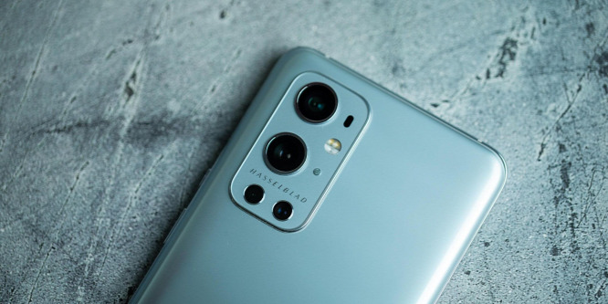 Normális zoomkamerát kaphat a OnePlus 10 Pro