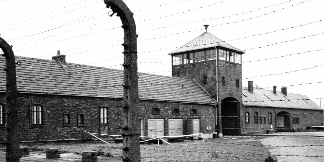 Ki itt belépsz, hagyj fel minden reménnyel - ilyen volt az élet Auschwitz haláltáborában (18+)