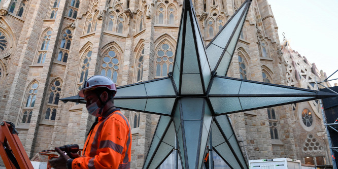 Egy hónap múlva átadják a Sagrada Família kilencedik tornyát