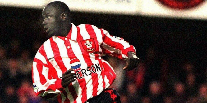 25 éve lépett pályára a Premier League történetének legrosszabb igazolása