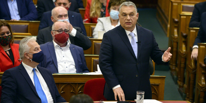 Stabil előny a kormánypártoknál