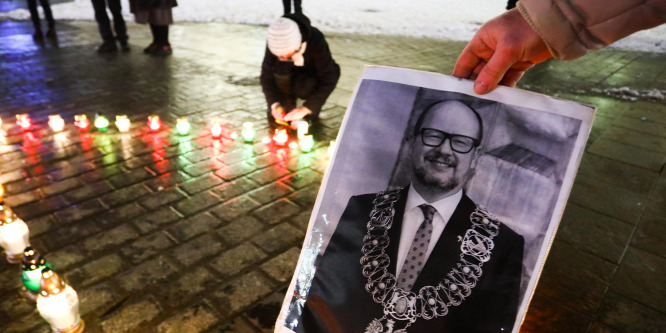 Vádat emeletek a gdanski polgármester gyilkosa ellen