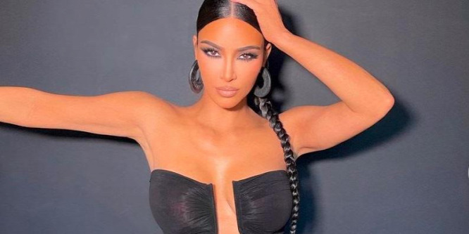 Felrobbantotta az internetet Kim Kardashian és Pete Davidson közös fotója: egy óra alatt több mint 3 millió lájkot kapott