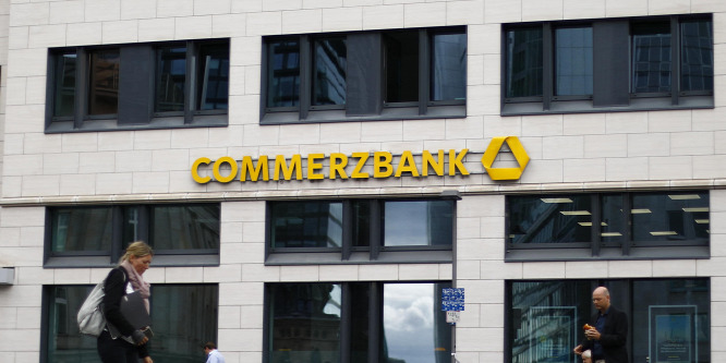 Megszületett a megállapodás a Commerzbank eladásáról