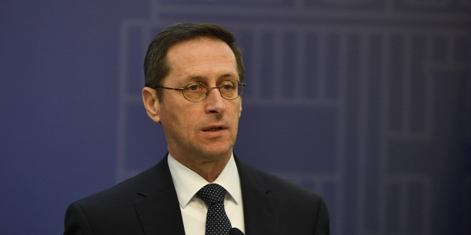 Újabb hitelminősítő ajánlja Magyarországot befektetésre