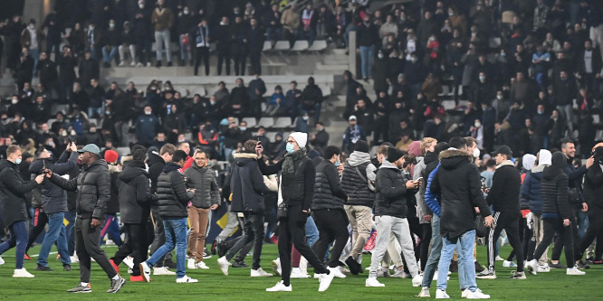 Újabb francia focibotrány: tömegverekedés után félbeszakadt a Lyon-kupameccse - videó