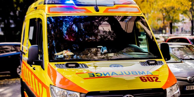 Kamion gázolta halálra az M5-ös autópályán sétáló férfit