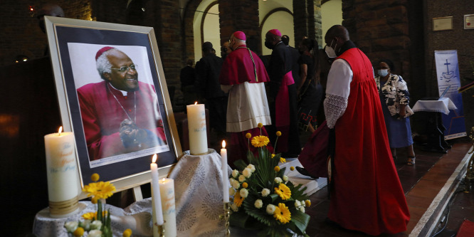 Kövér László táviratban fejezte ki részvétét Desmond Tutu halála miatt
