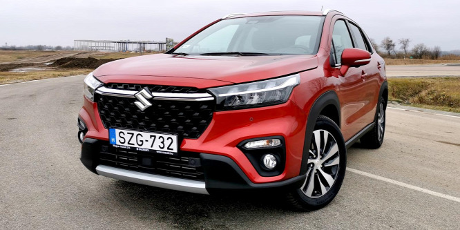 A mottó: többnek látszani - Suzuki S-Cross 1.4 GLX AllGrip teszt