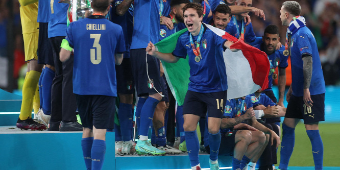 Hét hónapig nem játszhat a Juventus egyik legjobbja focistája