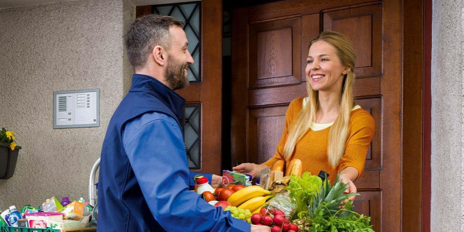 Nagy bejelentést tett a népszerű hipermarketlánc