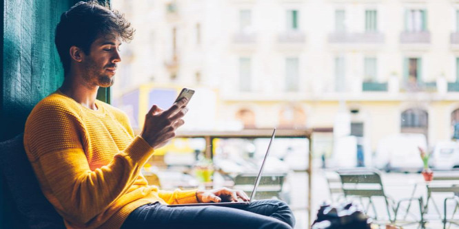 A magyarok negyede tartja magát mobilfüggőnek