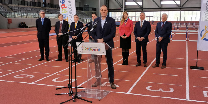 Az atlétikai szövetség elnöke kiváló versenyeket és jó eredményeket remél a fedett ob-tól