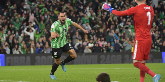 Hiába a MU korábbi játékosának 30 méteres szabadrúgásgólja, a Betis jutott a Spanyol kupa döntőjébe