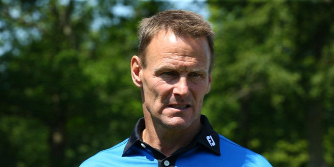 A Manchester United legendája a klub vezetőségét szidta