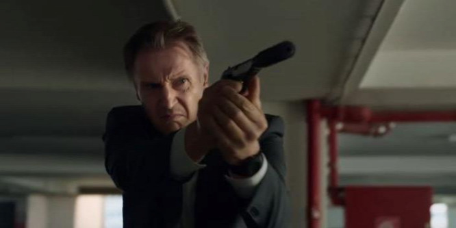 Liam Neeson végre a korával is szembenéz a legújabb akciófilmjében - videó