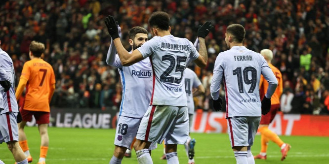 Hatalmas botrány a Galatasaray-Barcelona meccsen