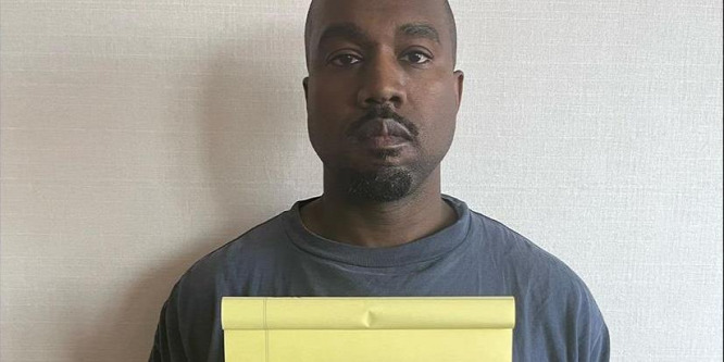 Kanye West ideges mostanában, annyit zaklatta Kim Kardashian új szerelmét, hogy letiltották