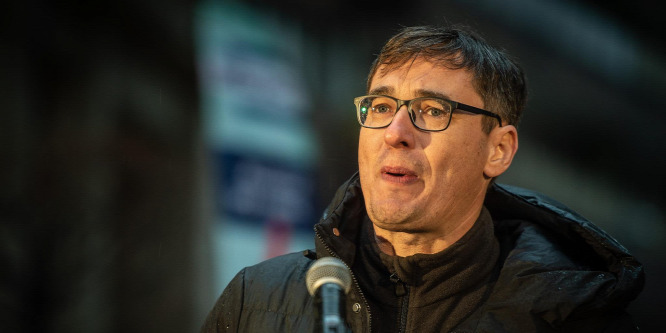 Karácsony se Budapesten, se a kerületekben nem tud rendet tartani