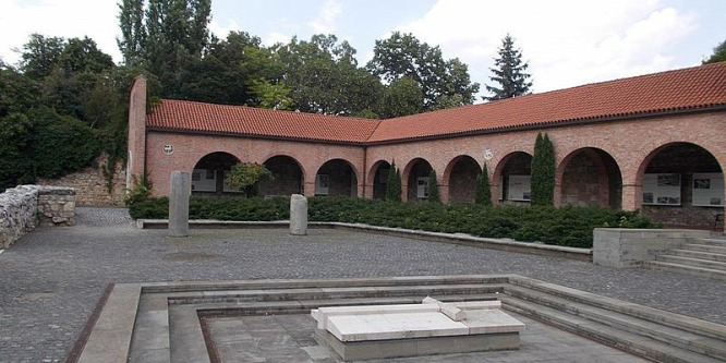 Elképesztő felfedezés: meghatározták a Hunyadi-család származását