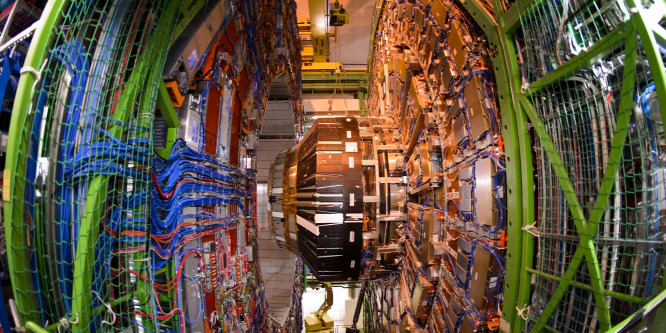 Újraindult a CERN nagy hadronütköztetője