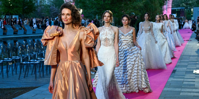 Káprázatos esküvői ruhák a Daalarna Fashion Show-n