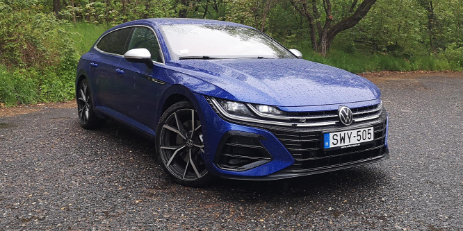 Kigyúrta magát az álruhás Passat - Volkswagen Arteon R Shooting Brake teszt (2022)