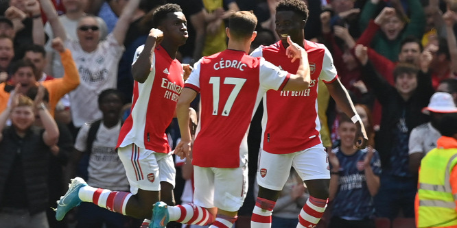 Az év egyik legnagyobb potyagólja is kellett az Arsenal győzelméhez